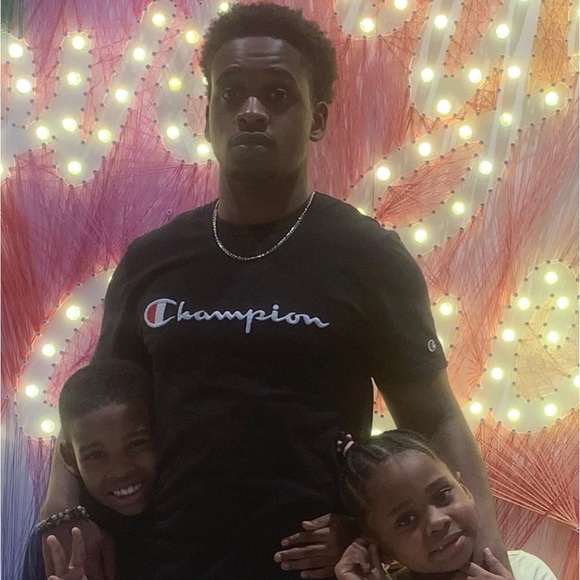 Meet your Posher, Tori - Picture 5 of 11